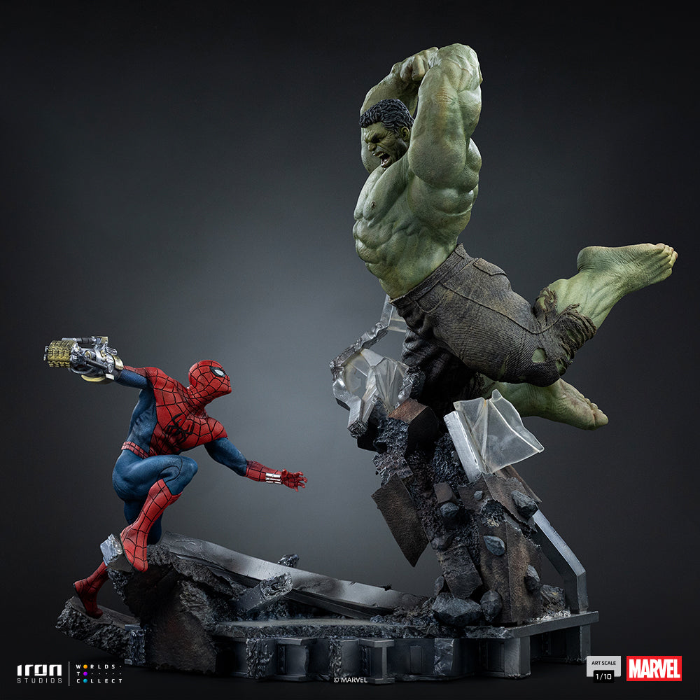 Web Hero vs Green Giant Hero - Scale 1/10 Collectible Statue