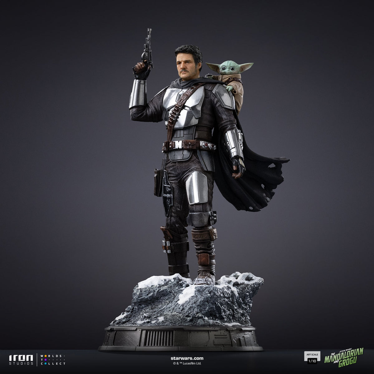 Armoured Bounty Hunter and Small Green Alien Scale 1/10 Statue