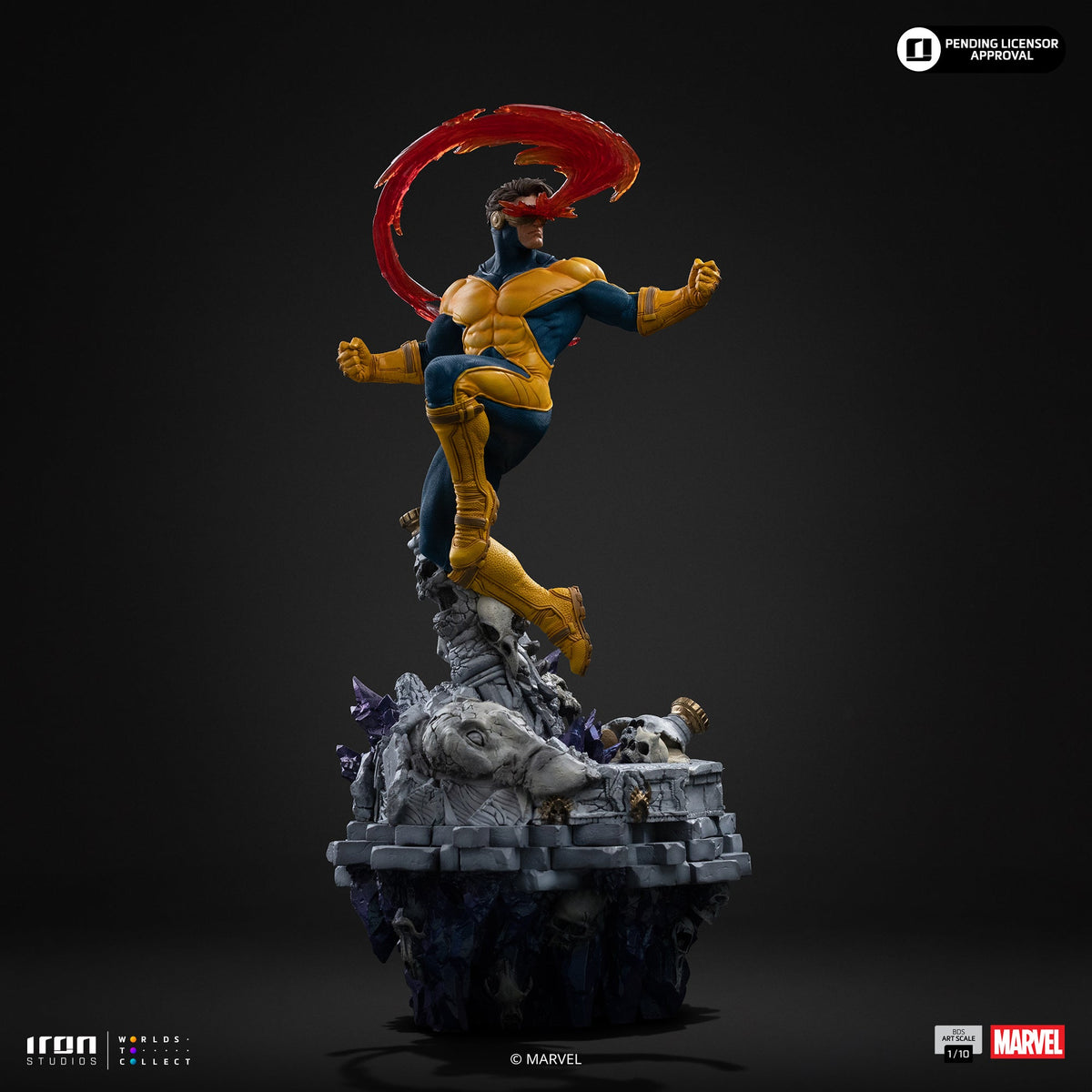 Visor-Wearing Hero Deluxe Gemstone Gauntlet Diorama Scale 1/10 Statue