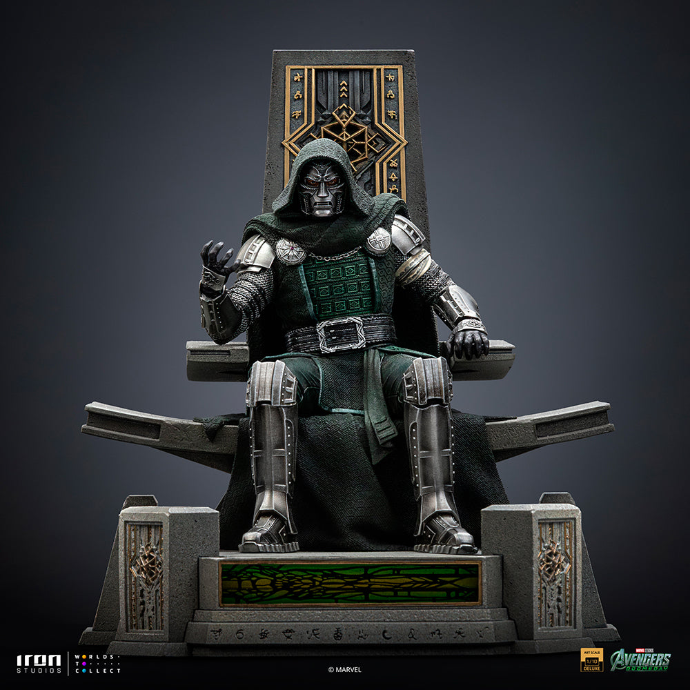 Hooded Armoured Villain on Throne - Scale 1/10 Collectible Statue