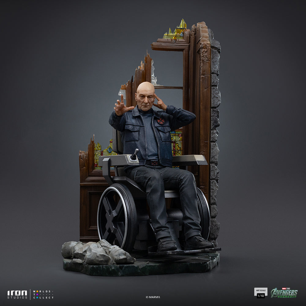 Seated Telepathic Hero - Scale 1/10 Collectible Statue