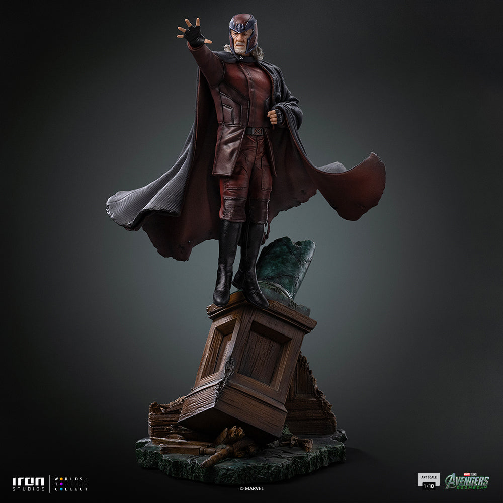 Helmeted Magnetic Villain - Scale 1/10 Collectible Statue