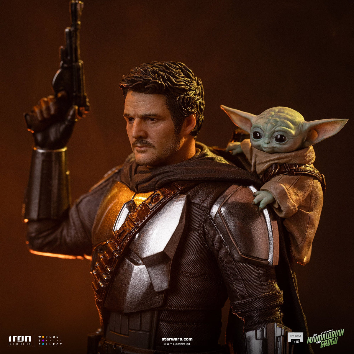 Armoured Bounty Hunter and Small Green Alien Scale 1/10 Statue