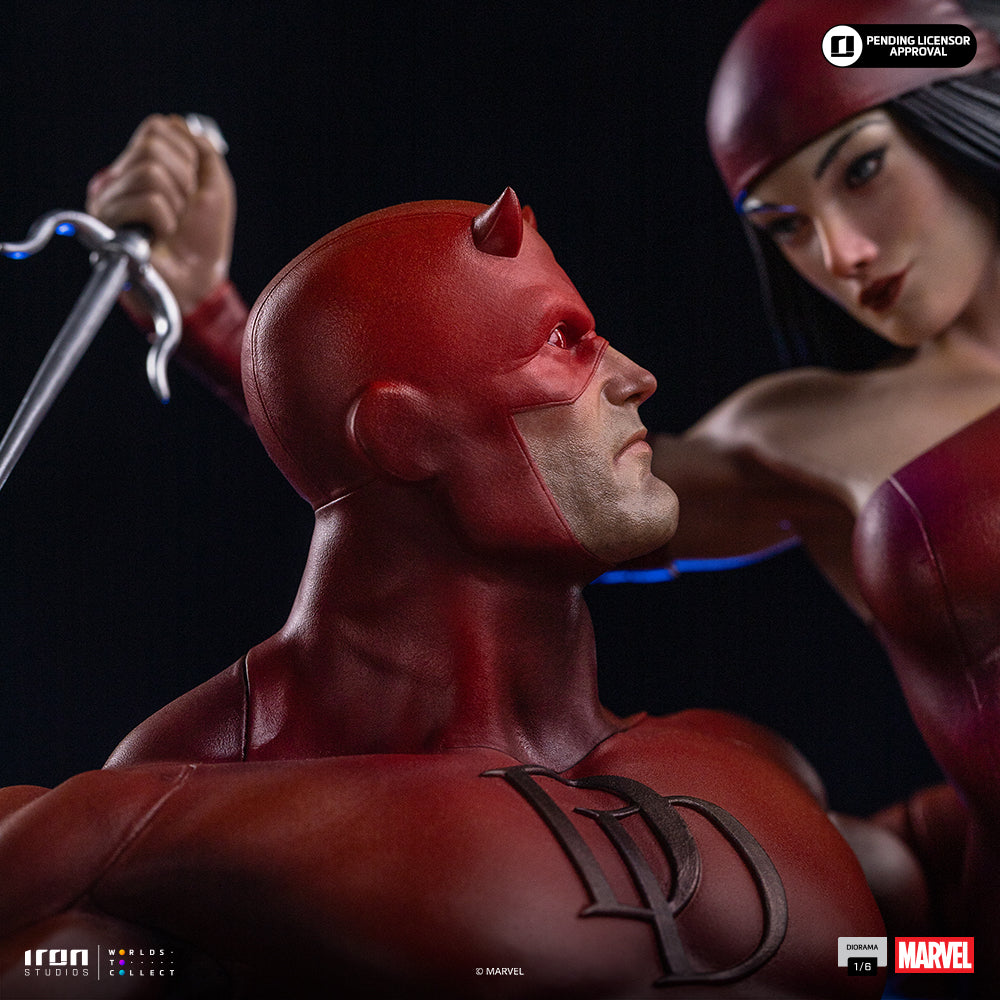 Horned Vigilante and Red-Clad Warrior - Diorama 1/6 Collectible Statue