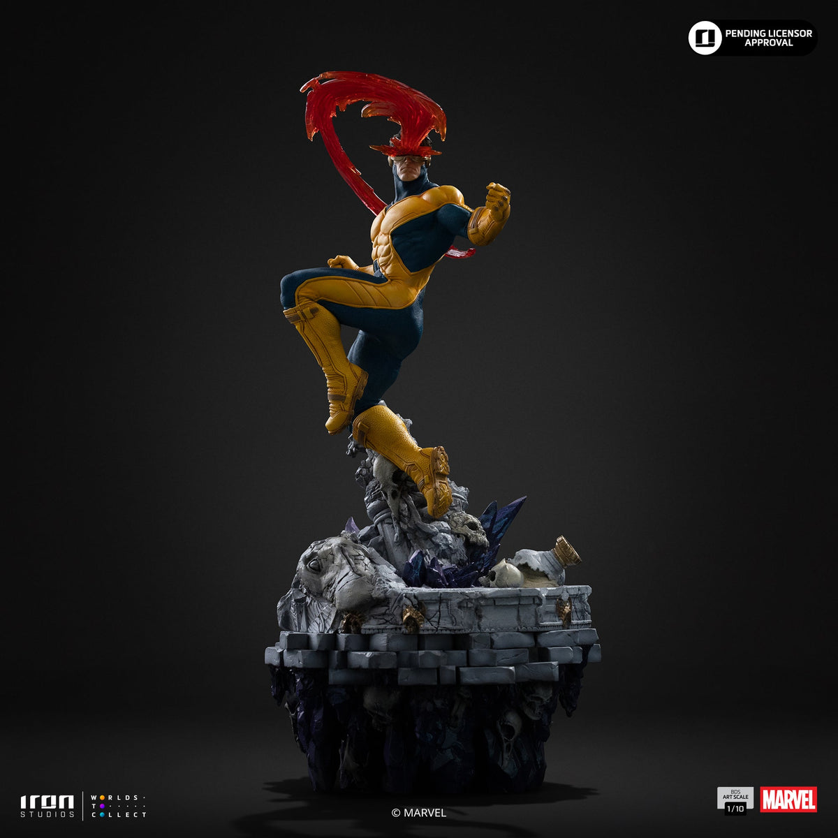 Visor-Wearing Hero Deluxe Gemstone Gauntlet Diorama Scale 1/10 Statue