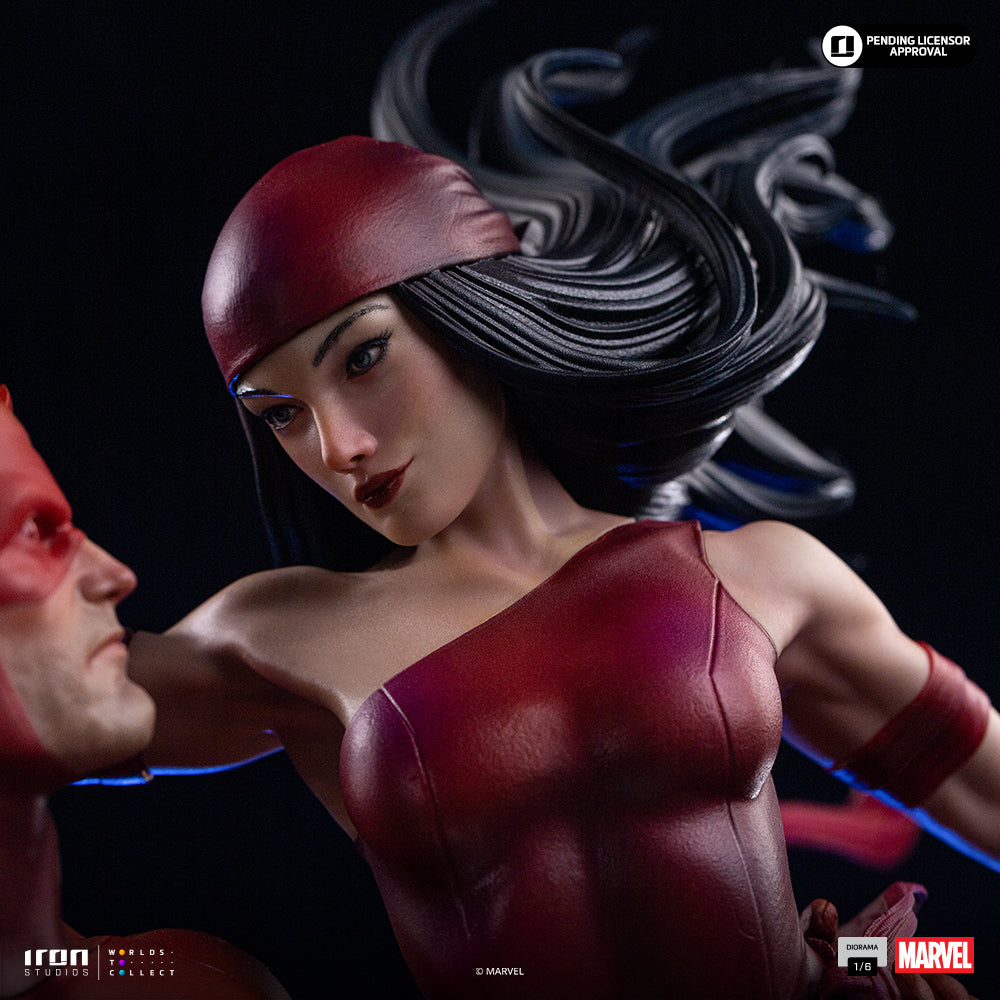 Horned Vigilante and Red-Clad Warrior - Diorama 1/6 Collectible Statue