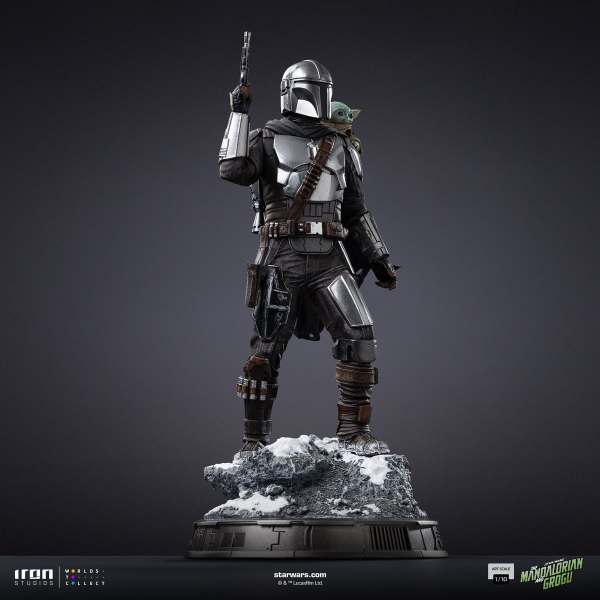 Armoured Bounty Hunter and Small Green Alien Scale 1/10 Statue