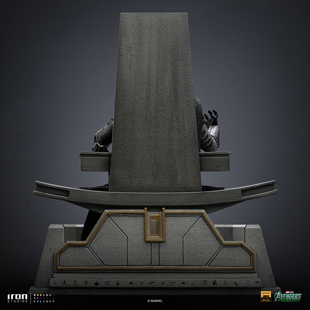 Hooded Armoured Villain on Throne - Scale 1/10 Collectible Statue
