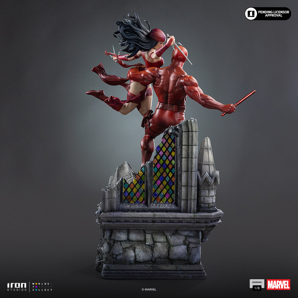 Horned Vigilante and Red-Clad Warrior - Diorama 1/6 Collectible Statue
