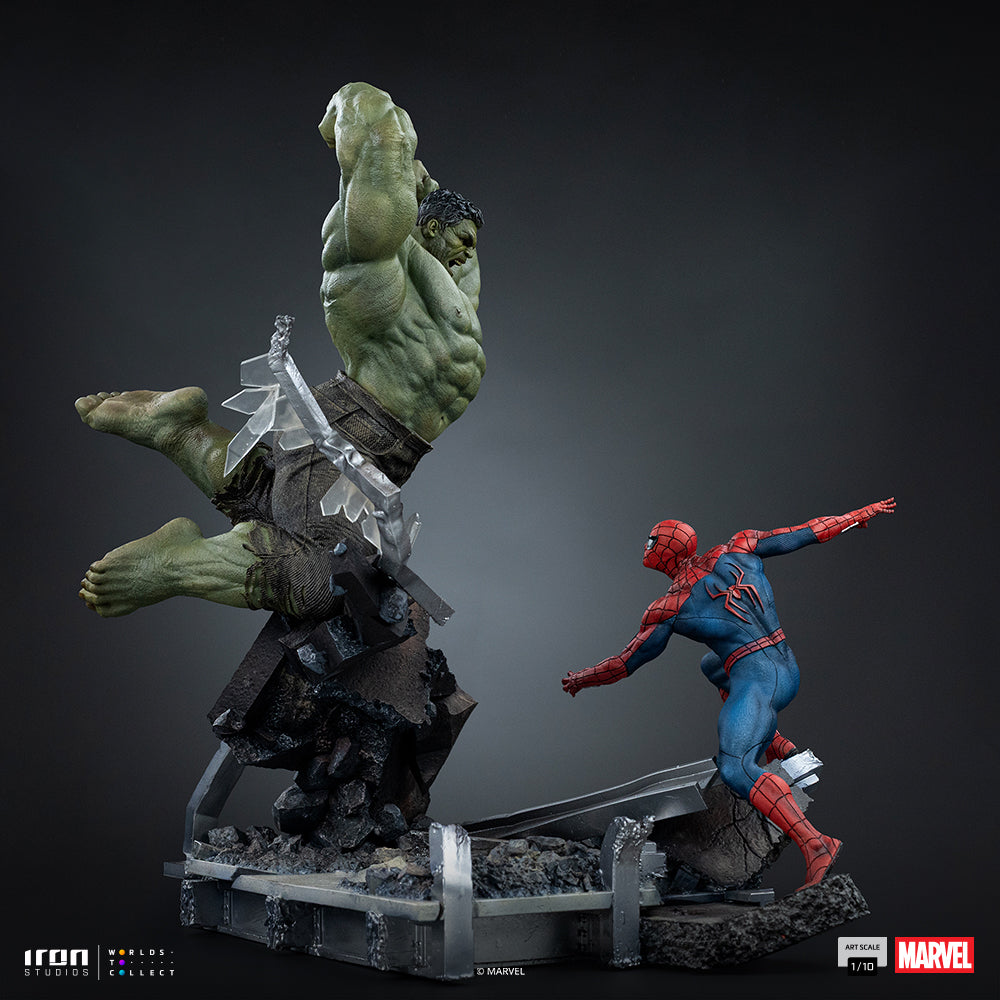 Web Hero vs Green Giant Hero - Scale 1/10 Collectible Statue
