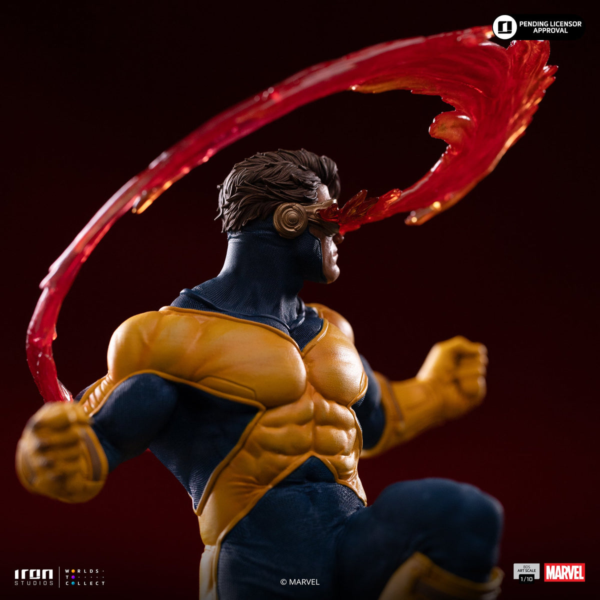 Visor-Wearing Hero Deluxe Gemstone Gauntlet Diorama Scale 1/10 Statue