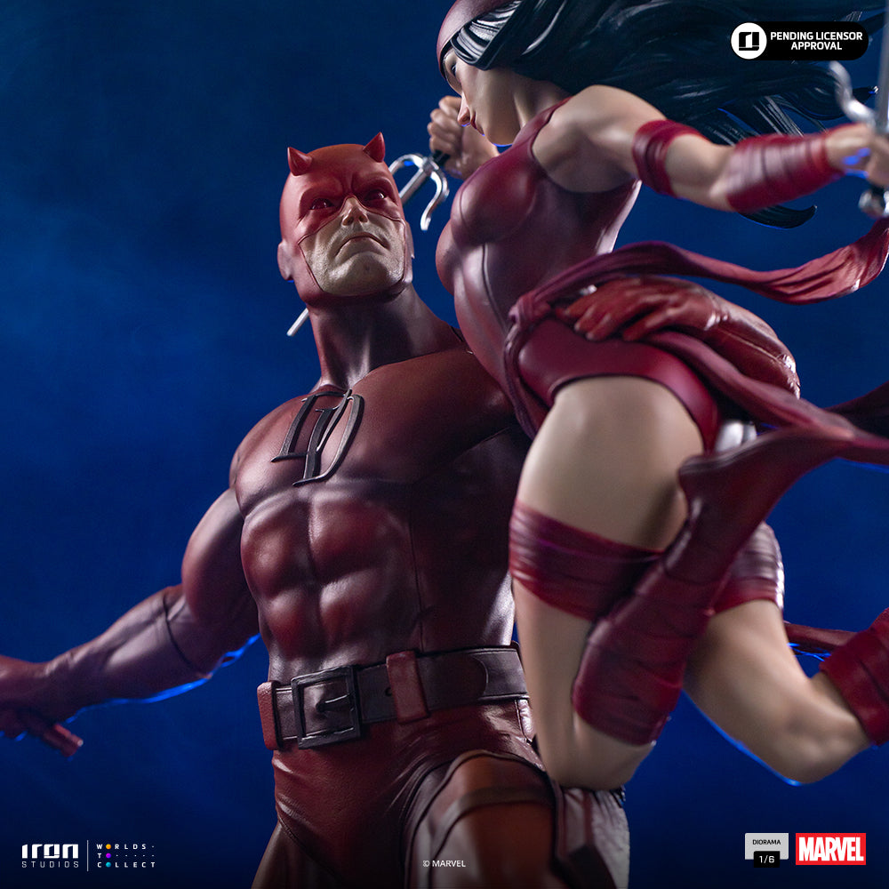 Horned Vigilante and Red-Clad Warrior - Diorama 1/6 Collectible Statue