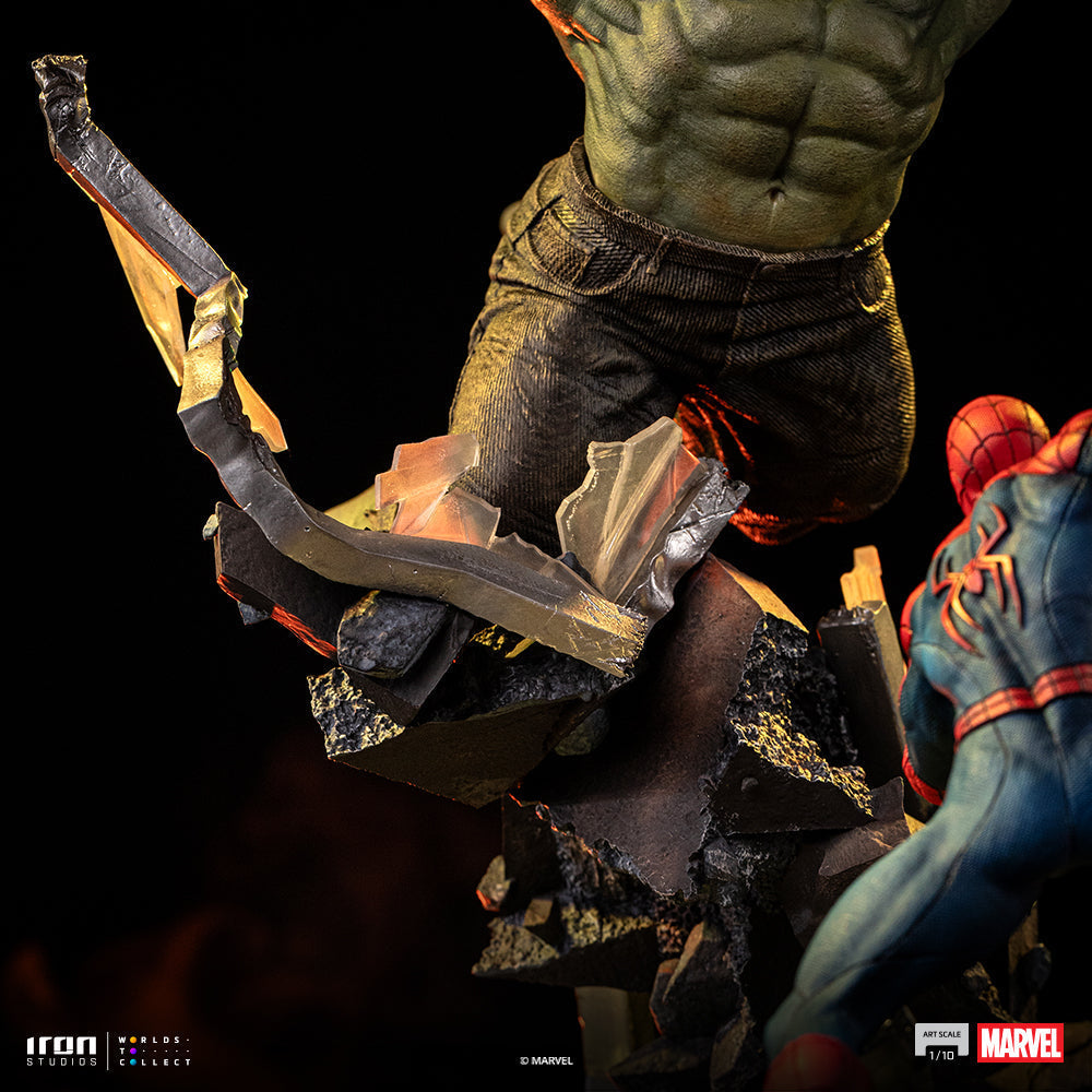 Web Hero vs Green Giant Hero - Scale 1/10 Collectible Statue