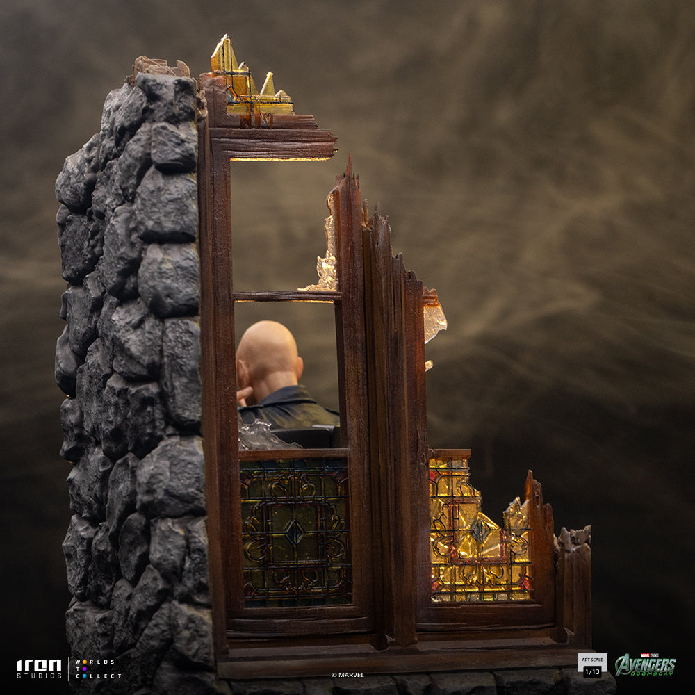 Seated Telepathic Hero - Scale 1/10 Collectible Statue