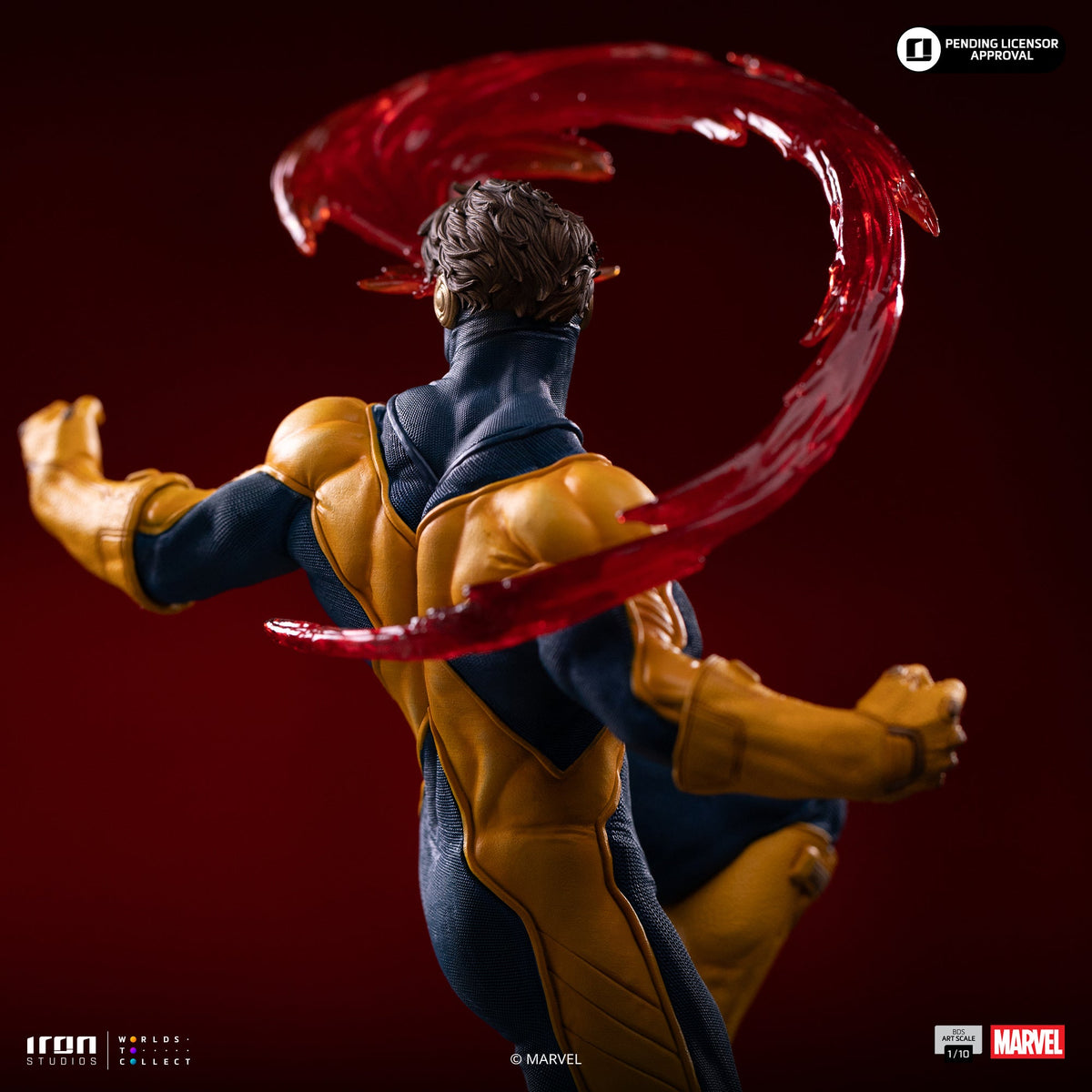 Visor-Wearing Hero Deluxe Gemstone Gauntlet Diorama Scale 1/10 Statue