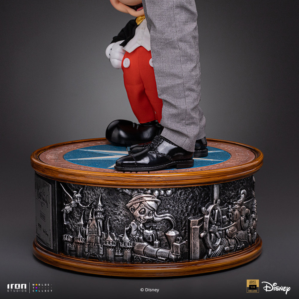 Animator and Cartoon Mouse - 1/4 Scale Collectible Statue