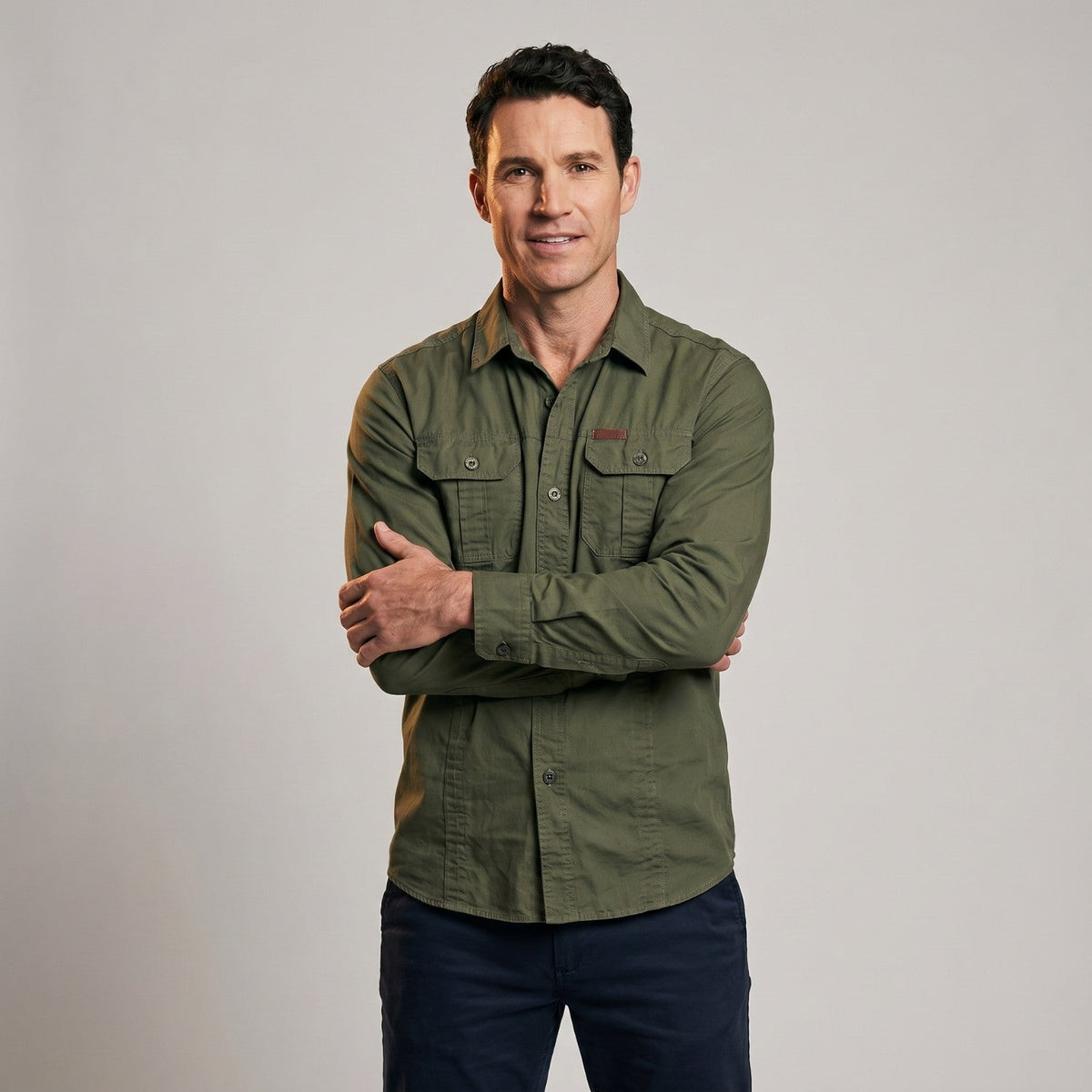 Men’s Lightweight Long-Sleeve Outdoor Shirt – Durable Cotton-Blend Top