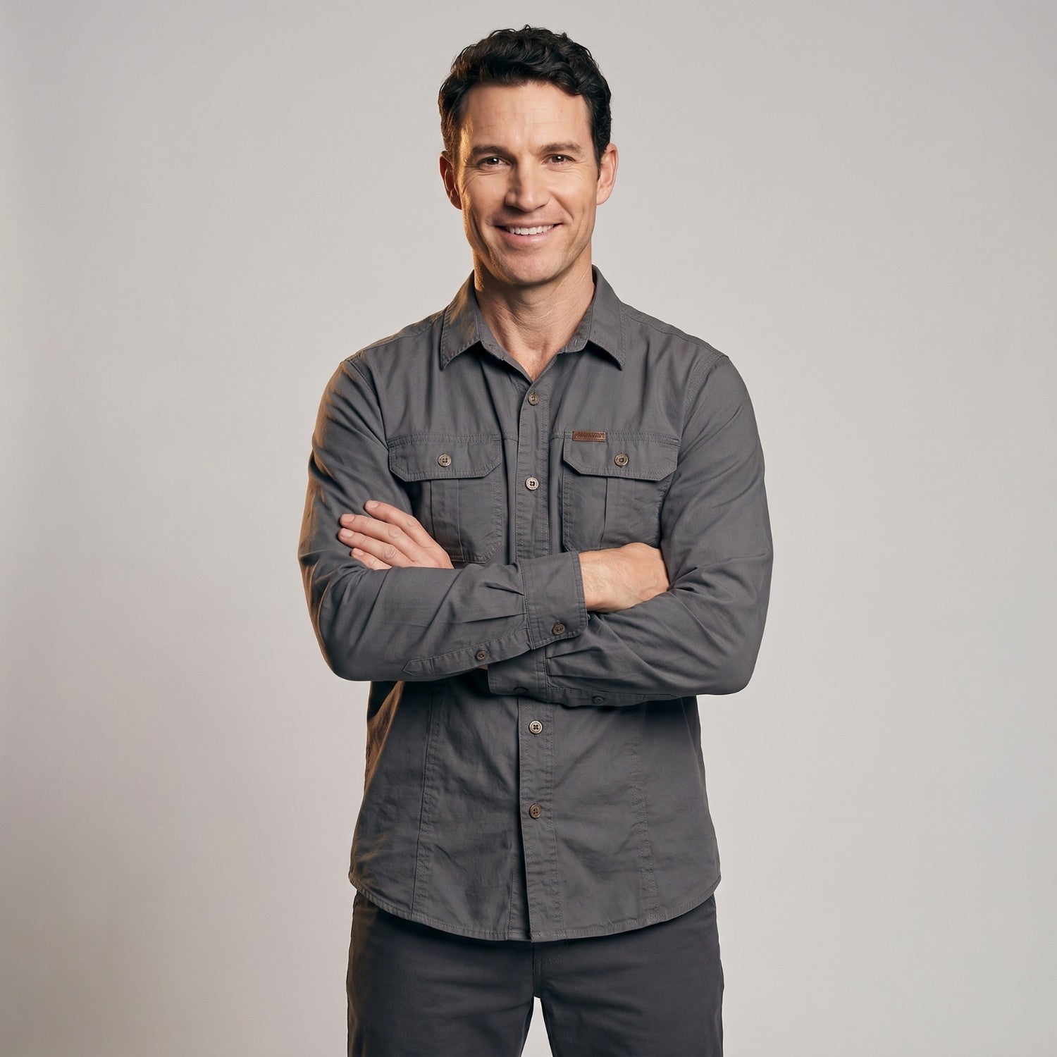 Men’s Lightweight Long-Sleeve Outdoor Shirt – Durable Cotton-Blend Top