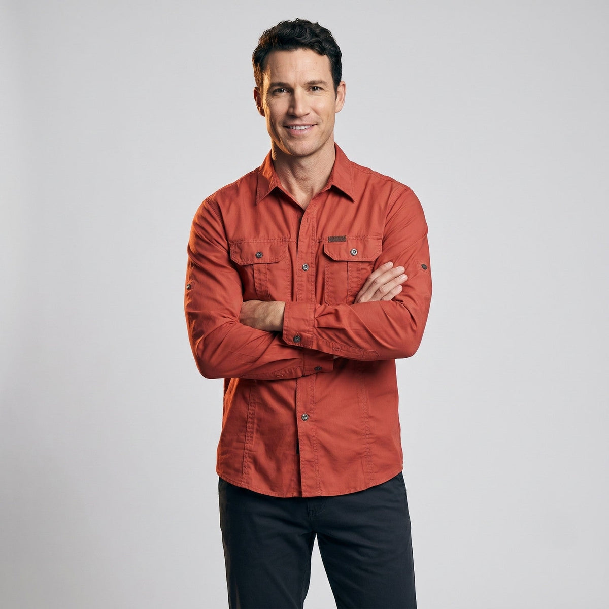 Men’s Lightweight Long-Sleeve Outdoor Shirt – Durable Cotton-Blend Top
