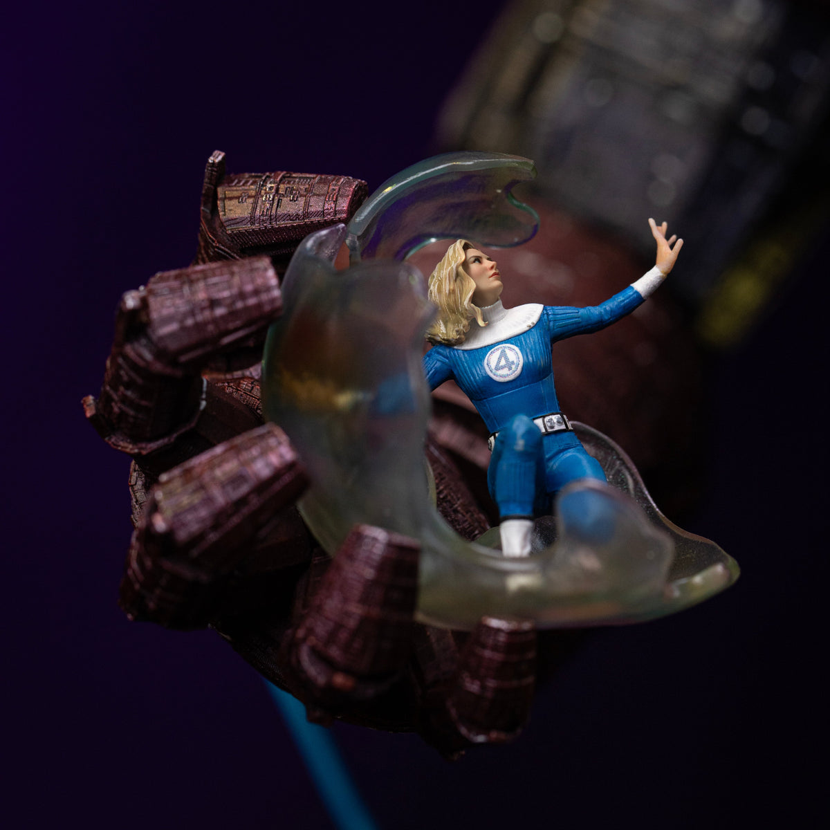 Cosmic Giant Diorama Deluxe - Scale 1/20 Statue
