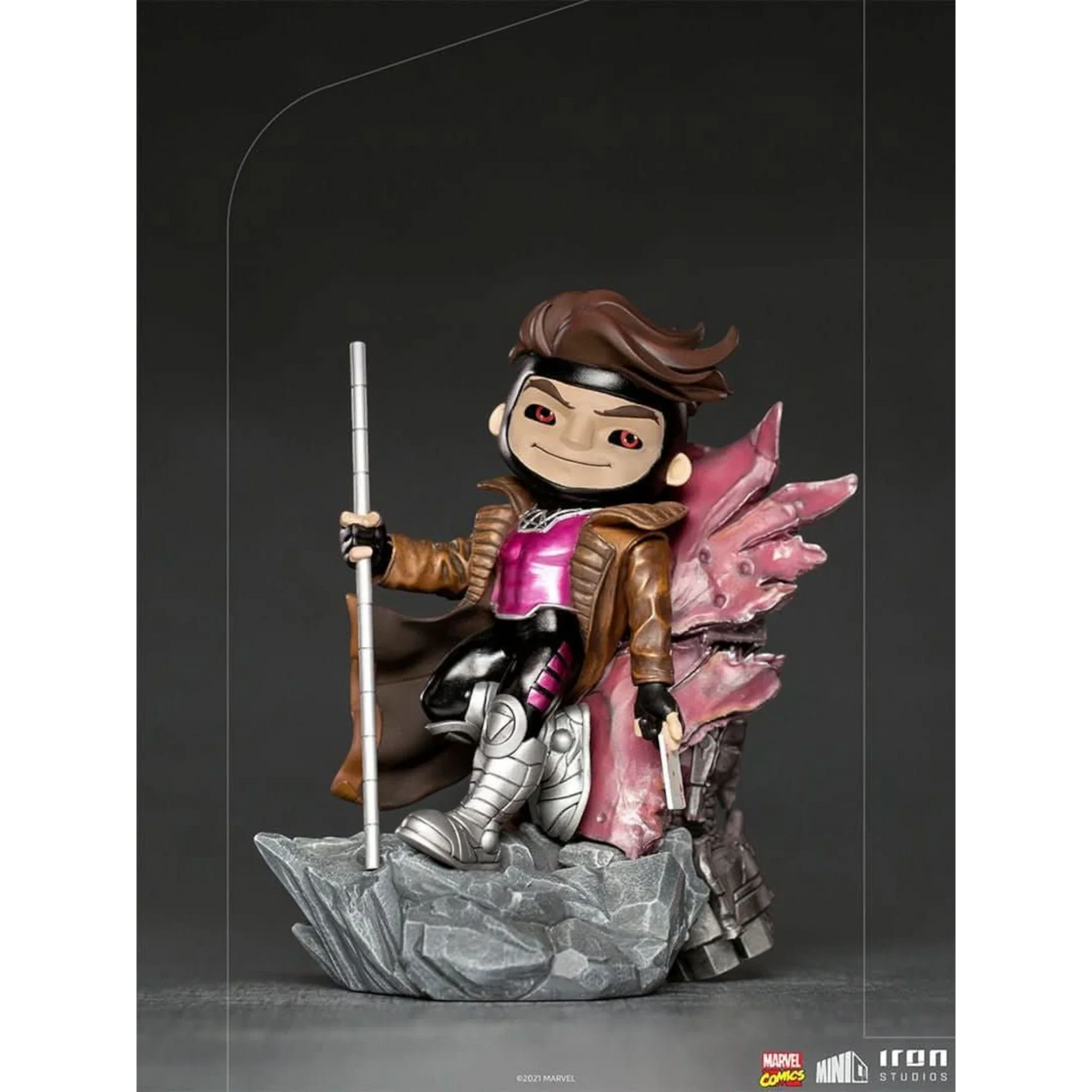 Card-Throwing Hero Mini Statue