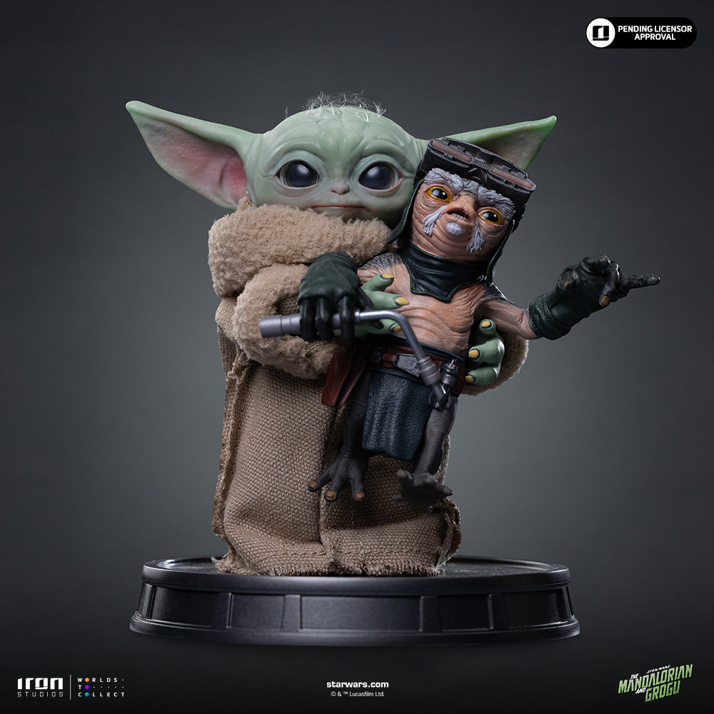 Small Green Alien No Squeezy Statue