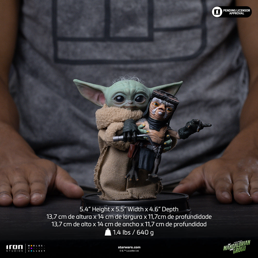 Small Green Alien No Squeezy Statue