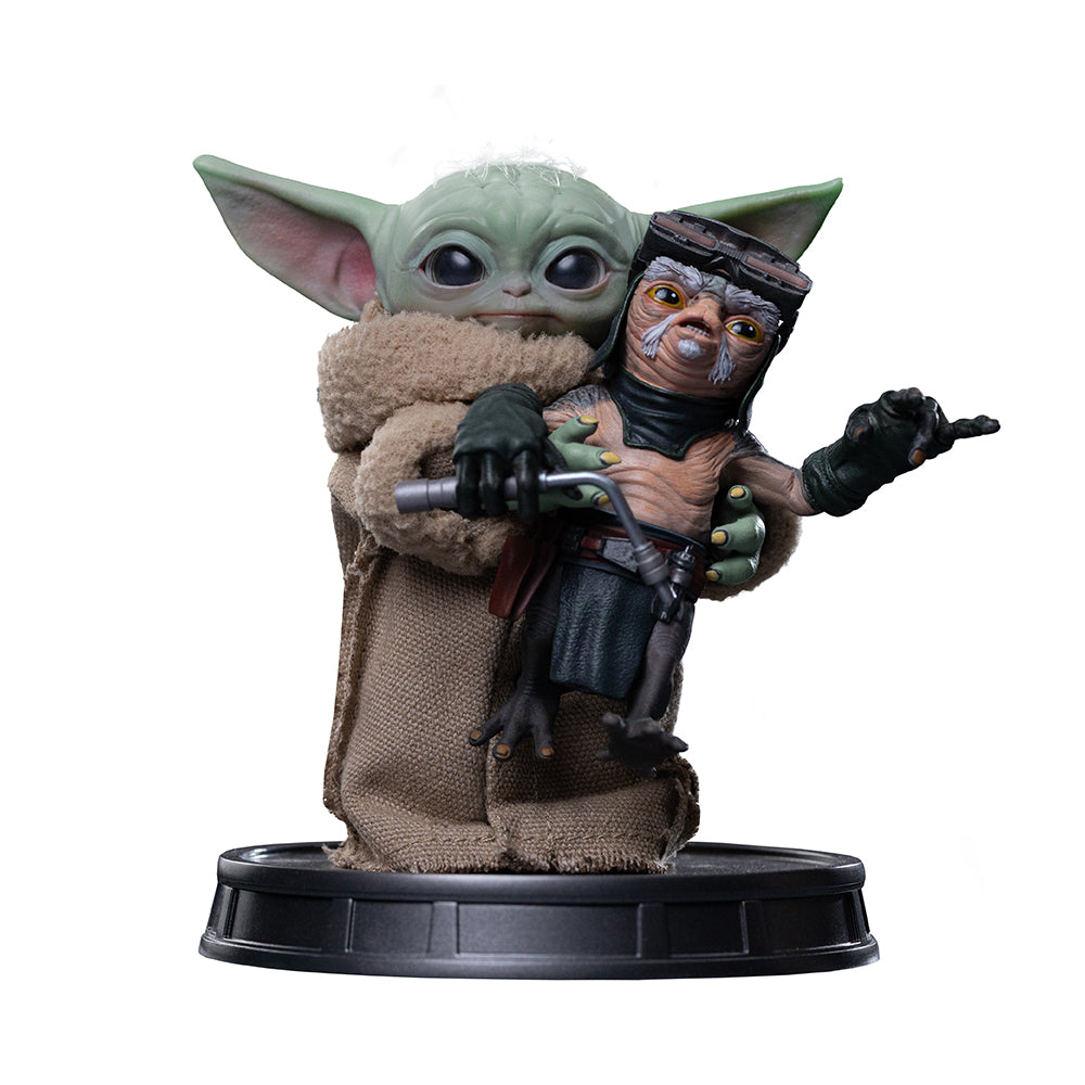 Small Green Alien No Squeezy Statue