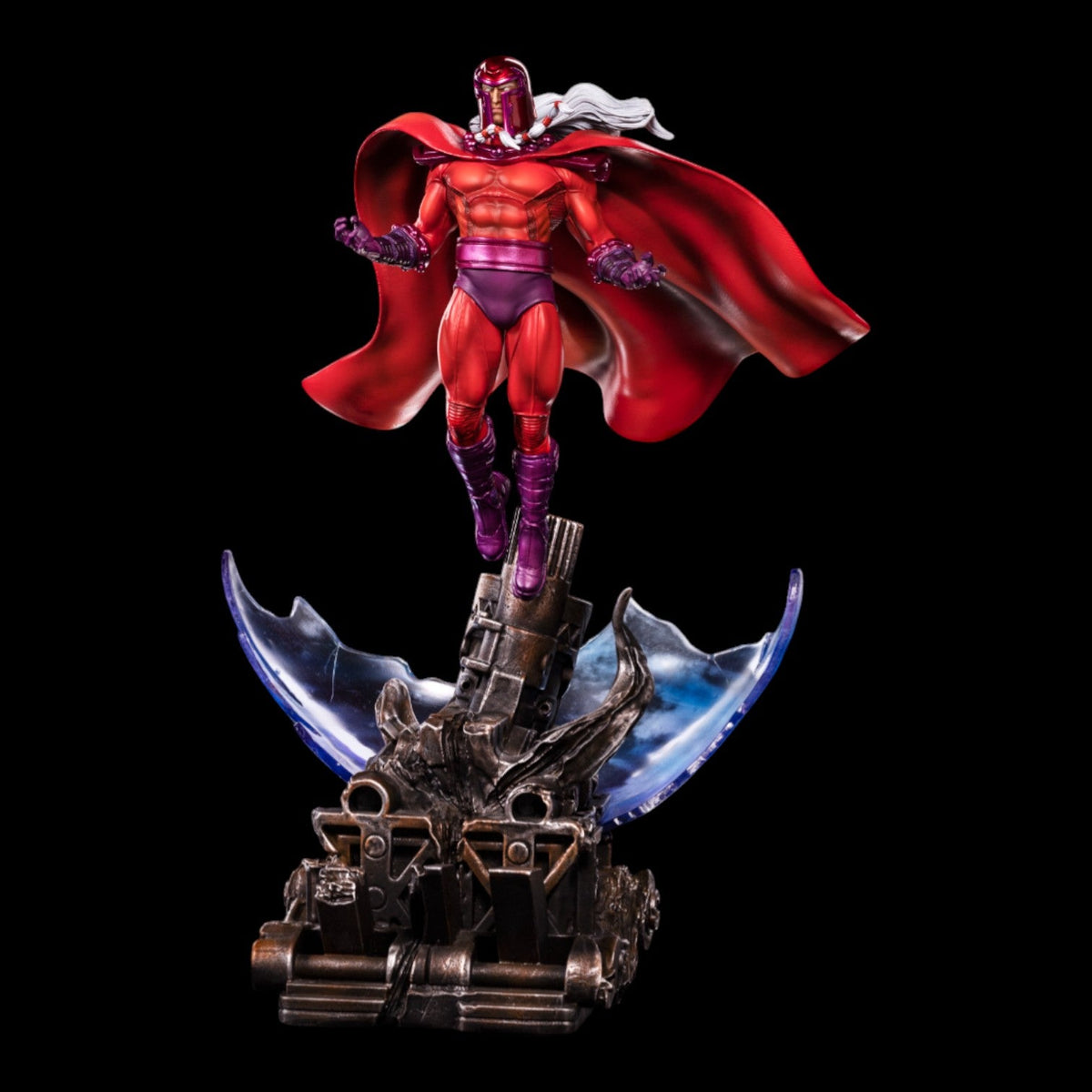 Helmeted Magnetic Villain - Scale 1/10 Statue