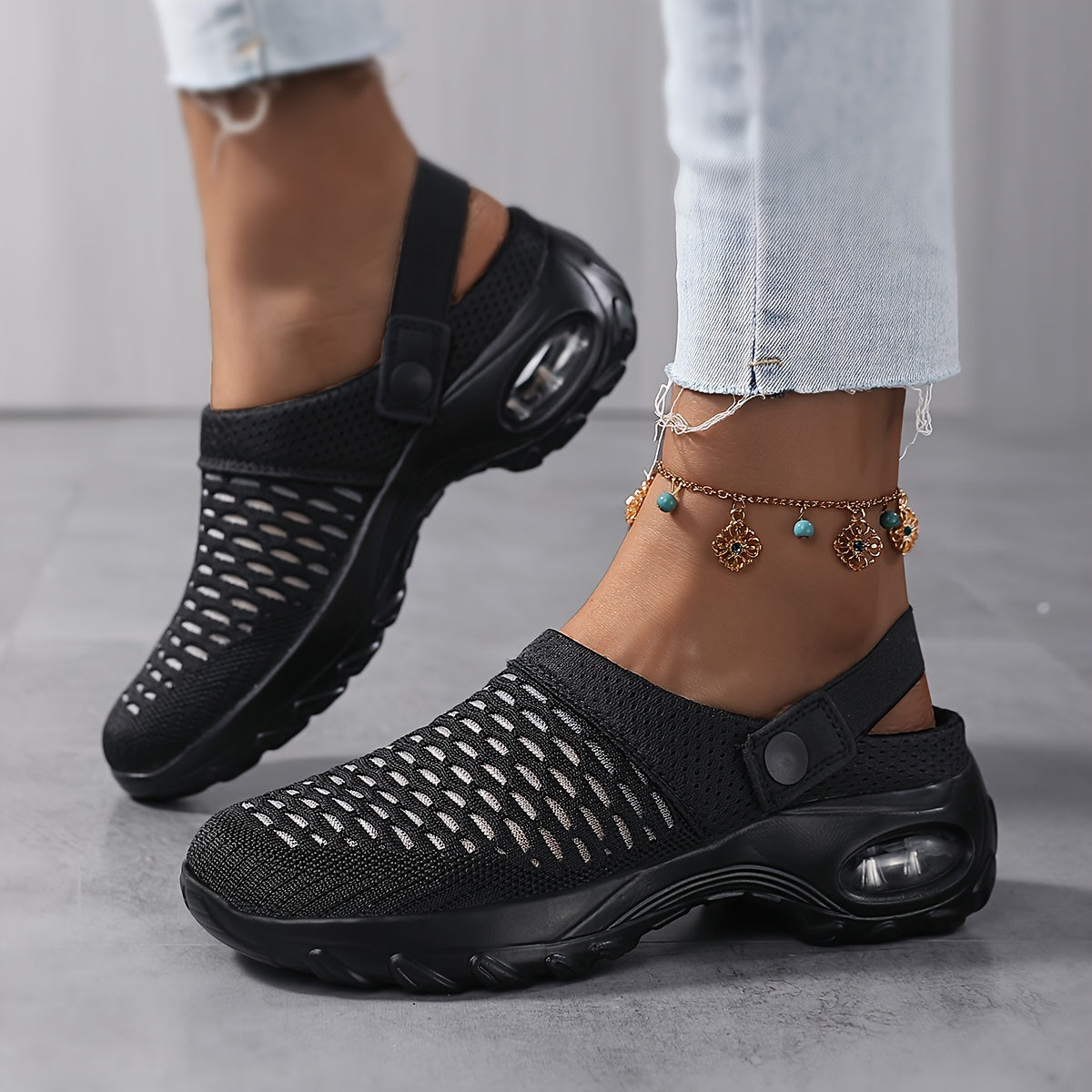 Women’s Mesh Comfort Clogs – Air-Cushion Non-Slip Slip-On Shoes
