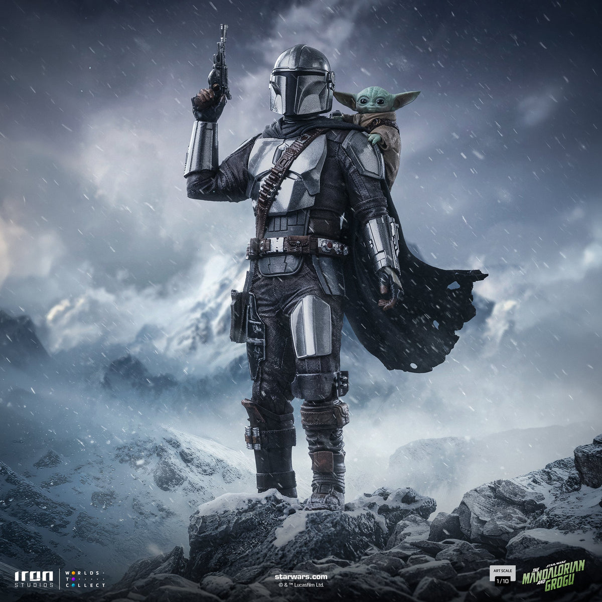 Armoured Bounty Hunter and Small Green Alien Scale 1/10 Statue