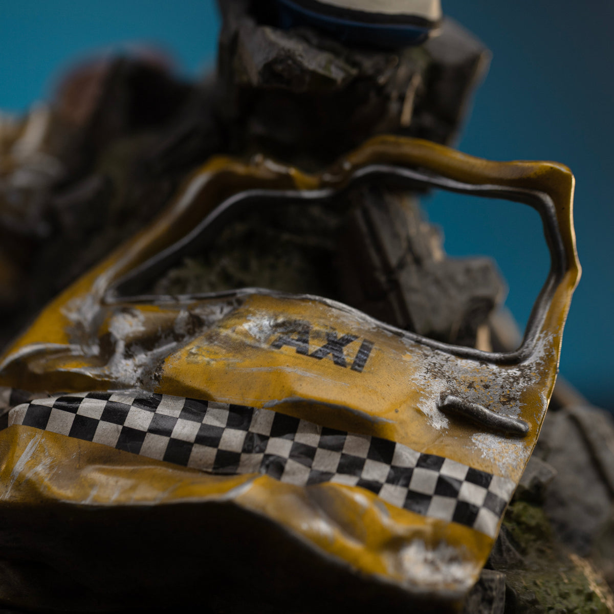 Rock Hero - Scale 1/10 Statue