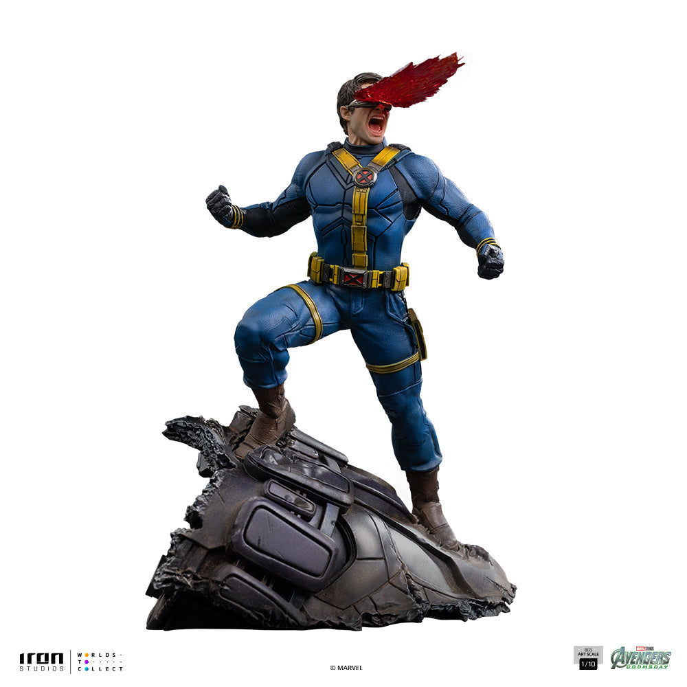 Visor-Wearing Hero - Scale 1/10 Collectible Statue