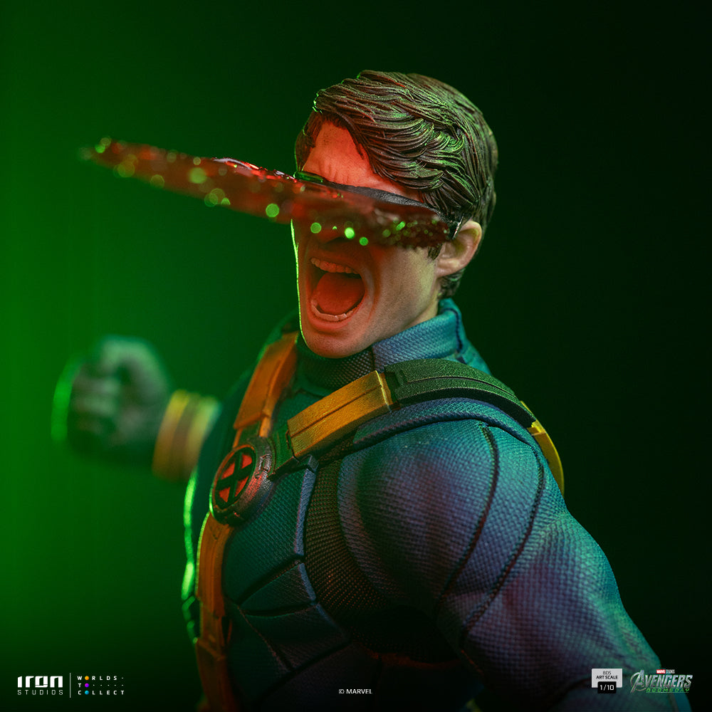Visor-Wearing Hero - Scale 1/10 Collectible Statue