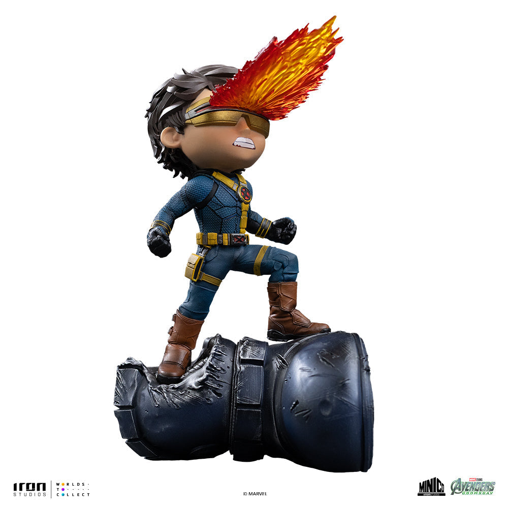 Visor-Wearing Hero - Mini Collectible Statue