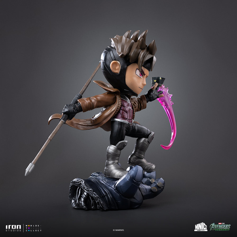 Card-Throwing Hero - Mini Collectible Statue
