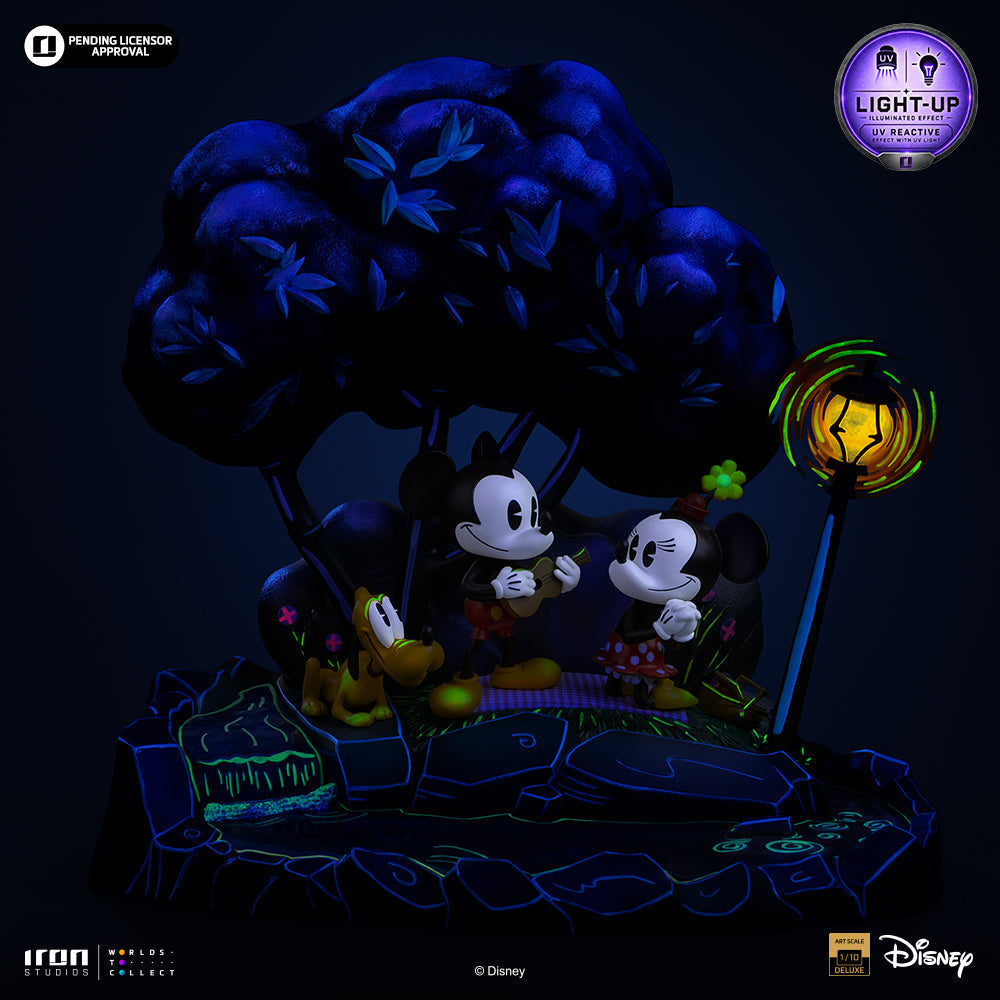 Cartoon Mouse Couple and Dog's Day at the Park - Deluxe Scale 1/10 Collectible Statue
