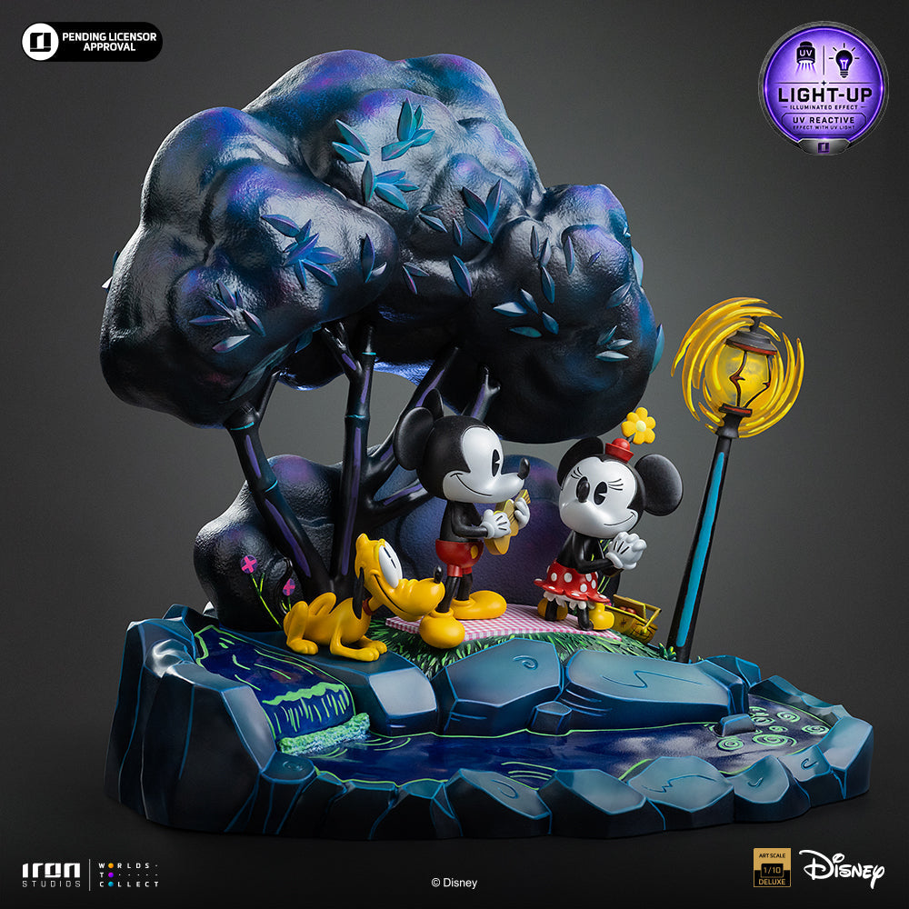 Cartoon Mouse Couple and Dog's Day at the Park - Deluxe Scale 1/10 Collectible Statue